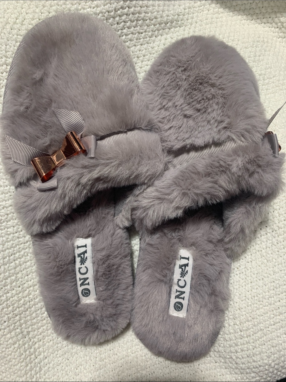 Cozy Gray Faux-Fur Slide Slippers with Bow Accent